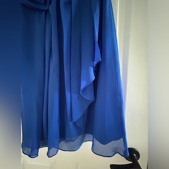 David's Bridal Women's Blue Chiffon Sweet Heart Strapless Pleated Dress - Picture 2 of 3